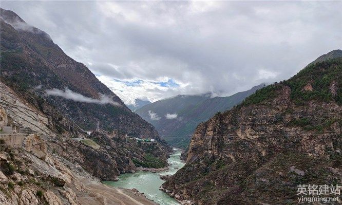 瀏陽網站開發要考慮哪些內容？（瀏陽網站開發的6個考慮重點）